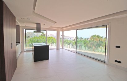 Resale - Apartment - Middle Floor Apartment - Marbella - San Pedro De Alcantara