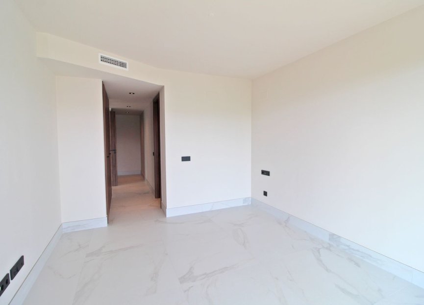 Resale - Apartment - Middle Floor Apartment - Marbella - San Pedro De Alcantara