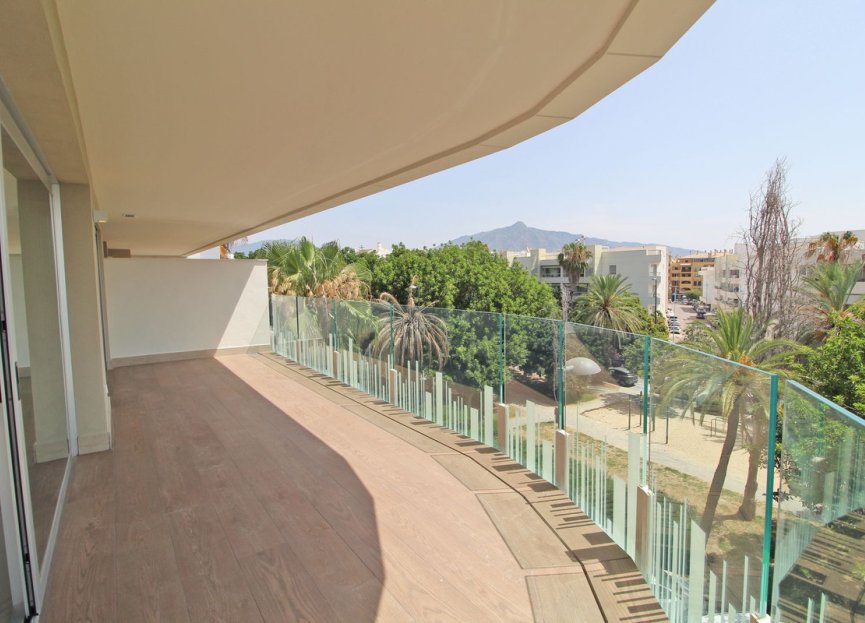 Resale - Apartment - Middle Floor Apartment - Marbella - San Pedro De Alcantara