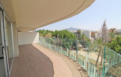 Resale - Apartment - Middle Floor Apartment - Marbella - San Pedro De Alcantara