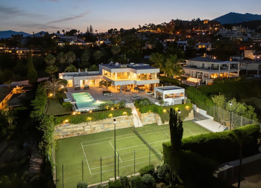 Resale - House - Detached Villa - Marbella - Marbella Centro