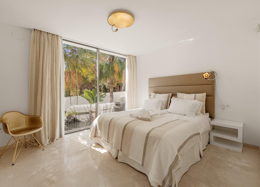 Resale - House - Detached Villa - Marbella - Marbella Centro