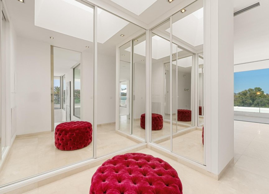 Resale - House - Detached Villa - Marbella - Marbella Centro