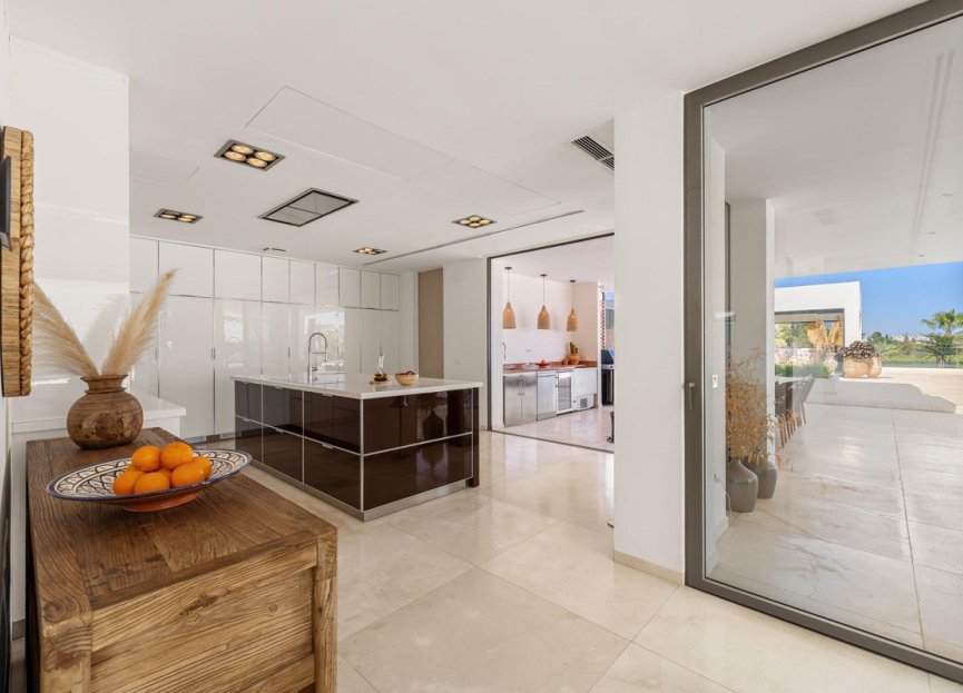 Resale - House - Detached Villa - Marbella - Marbella Centro