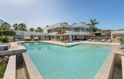 Resale - House - Detached Villa - Marbella - Marbella Centro