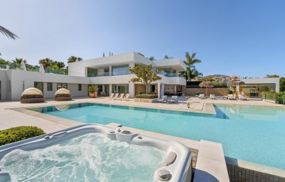 Resale - House - Detached Villa - Marbella - Marbella Centro