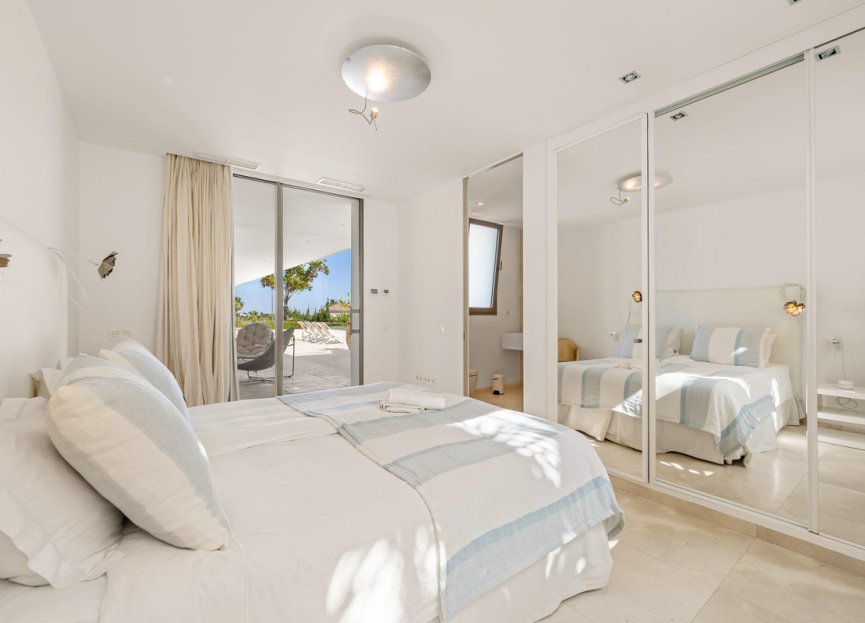 Resale - House - Detached Villa - Marbella - Marbella Centro