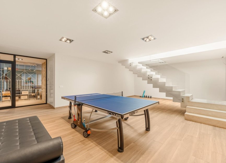 Resale - House - Detached Villa - Marbella - Marbella Centro