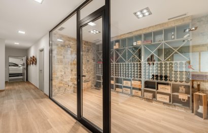 Resale - House - Detached Villa - Marbella - Marbella Centro