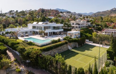 Resale - House - Detached Villa - Marbella - Marbella Centro