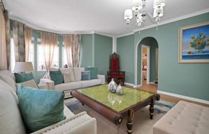 Resale - House - Detached Villa - Estepona - Estepona Centro