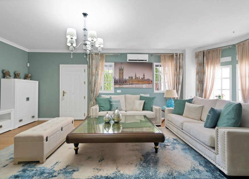 Resale - House - Detached Villa - Estepona - Estepona Centro