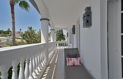 Resale - House - Detached Villa - Estepona - Estepona Centro