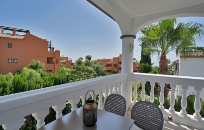 Resale - House - Detached Villa - Estepona - Estepona Centro