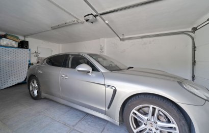 Resale - House - Detached Villa - Estepona - Estepona Centro