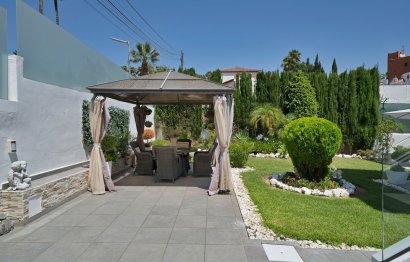 Resale - House - Detached Villa - Estepona - Estepona Centro