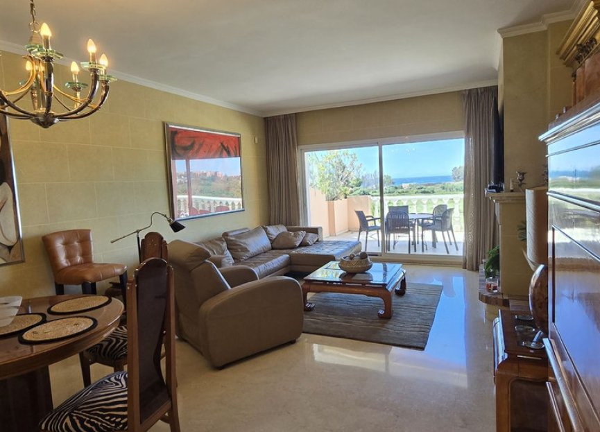 Resale - Apartment - Penthouse - Estepona - Estepona Centro
