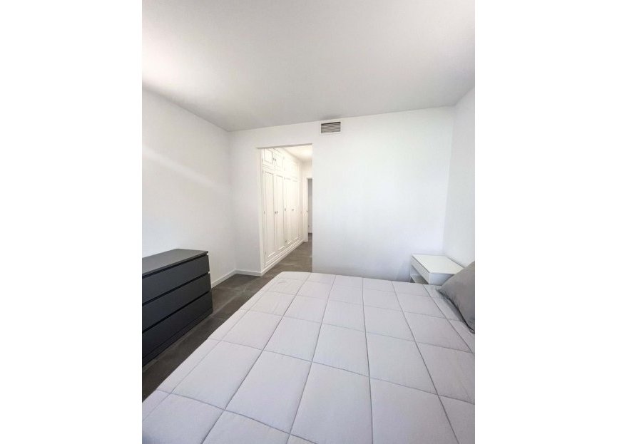 Resale - Ground floor apartment - Estepona - Costalita