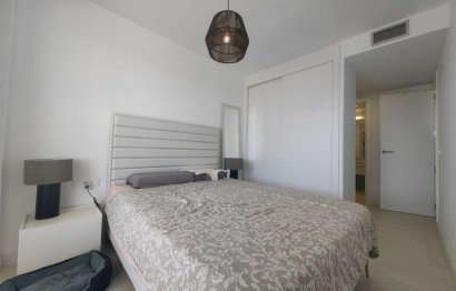 Resale - Apartment - Middle Floor Apartment - Estepona - Estepona Centro