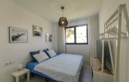 Resale - Apartment - Middle Floor Apartment - Estepona - Estepona Centro