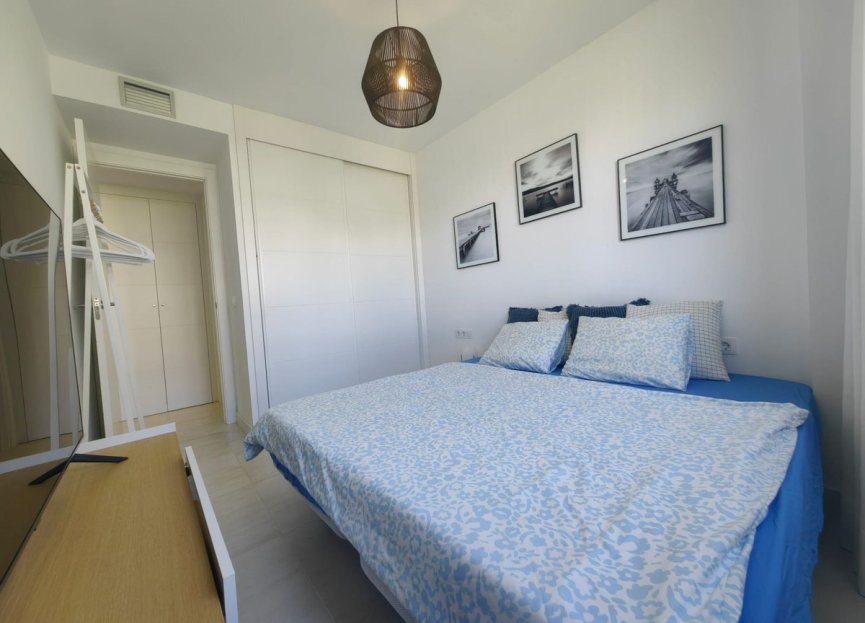 Resale - Apartment - Middle Floor Apartment - Estepona - Estepona Centro