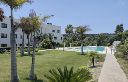 Resale - Apartment - Middle Floor Apartment - Estepona - Estepona Centro