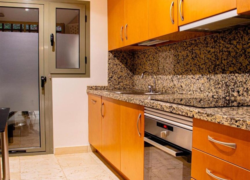 Reventa - Ground floor apartment - Estepona - Estepona Centro