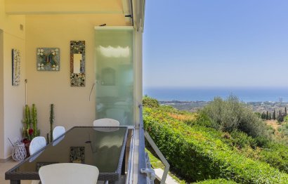 Resale - Apartment - Duplex - Marbella - Altos de los Monteros
