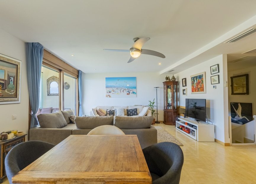 Resale - Apartment - Duplex - Marbella - Altos de los Monteros