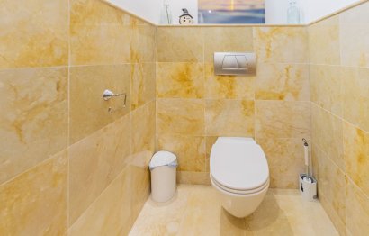 Resale - Apartment - Duplex - Marbella - Altos de los Monteros