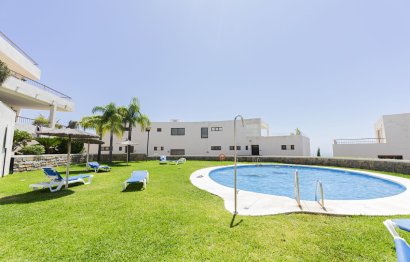 Resale - Apartment - Duplex - Marbella - Altos de los Monteros