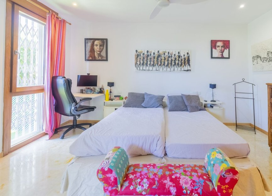 Resale - Apartment - Duplex - Marbella - Altos de los Monteros