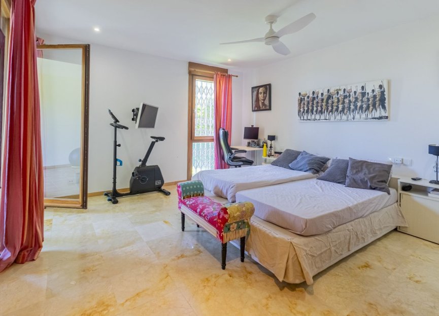 Resale - Apartment - Duplex - Marbella - Altos de los Monteros