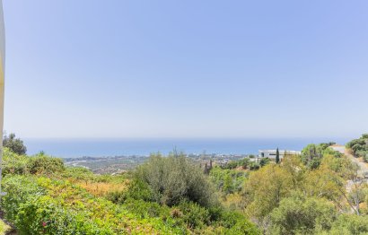 Resale - Apartment - Duplex - Marbella - Altos de los Monteros