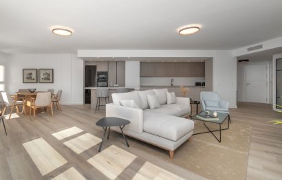 Resale - Apartment - Top Floor Apartment - Marbella - Nueva Andalucia