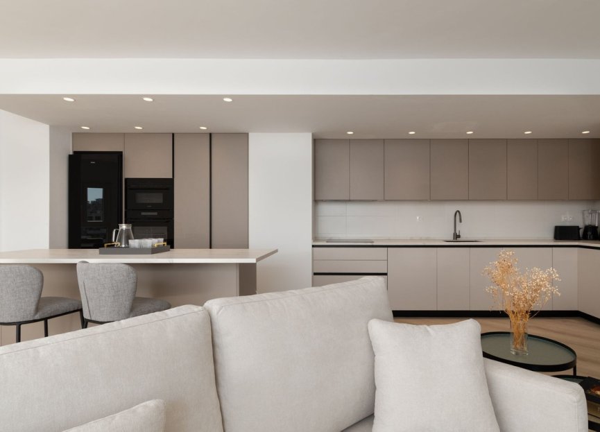 Resale - Apartment - Top Floor Apartment - Marbella - Nueva Andalucia