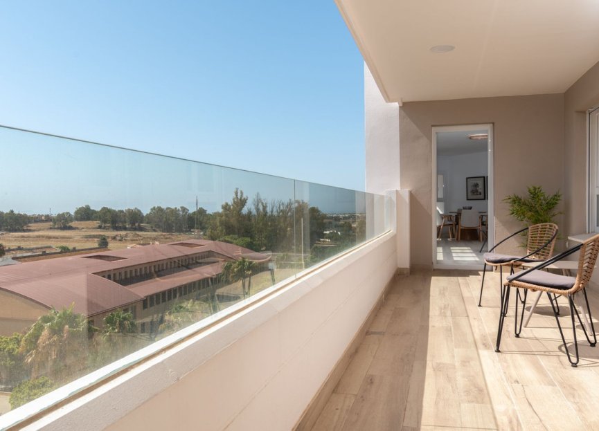 Resale - Apartment - Top Floor Apartment - Marbella - Nueva Andalucia