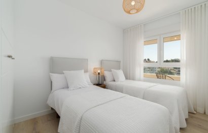 Resale - Apartment - Top Floor Apartment - Marbella - Nueva Andalucia