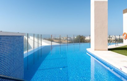 Resale - Apartment - Top Floor Apartment - Marbella - Nueva Andalucia
