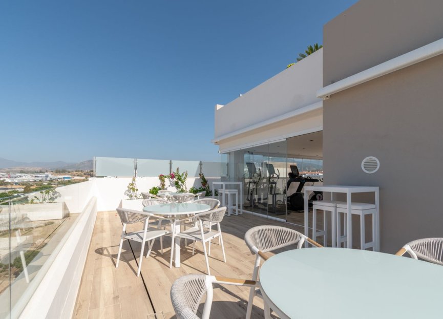 Resale - Apartment - Top Floor Apartment - Marbella - Nueva Andalucia