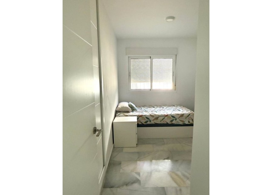 Resale - Ground floor apartment - Casares - Casares Playa