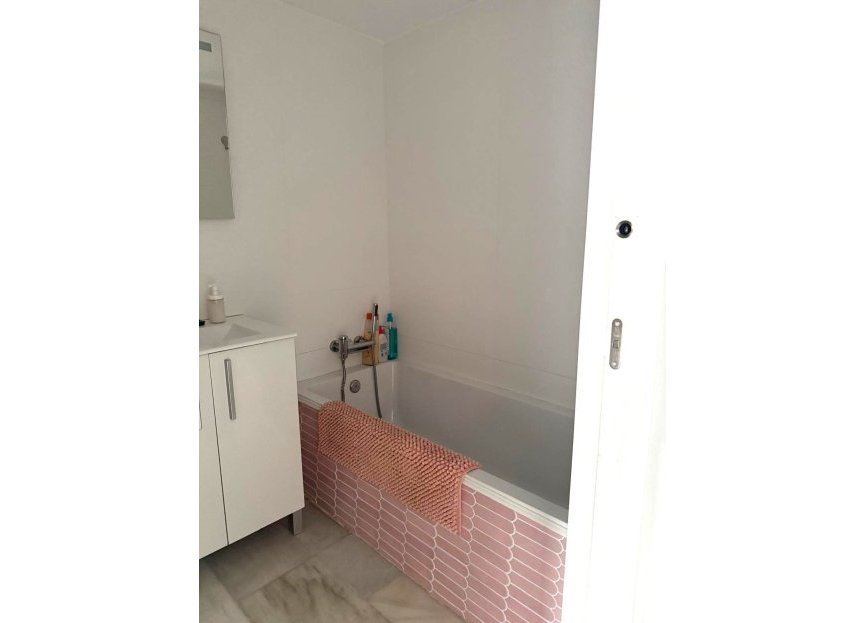 Resale - Ground floor apartment - Casares - Casares Playa