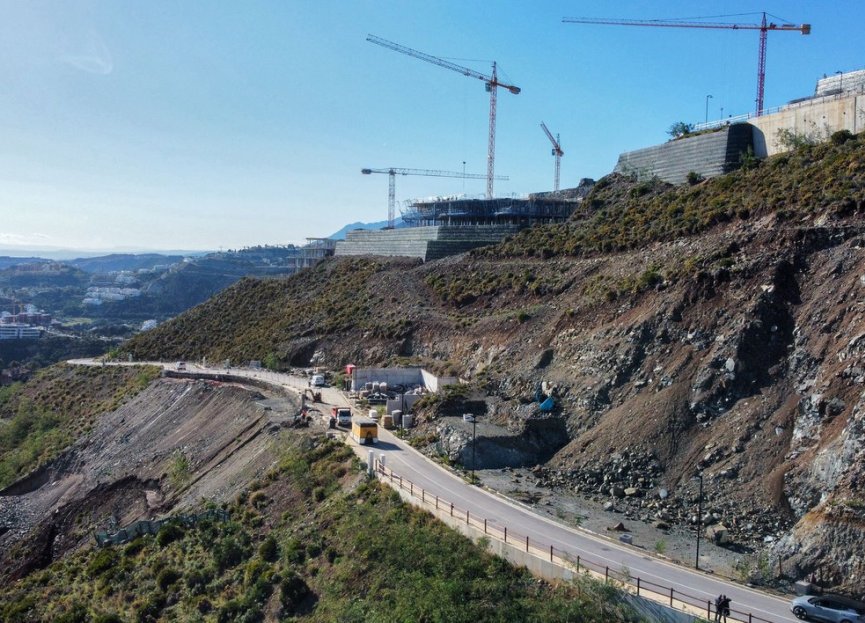 Resale - Plot - Residential Plot - Benahavís - La Quinta