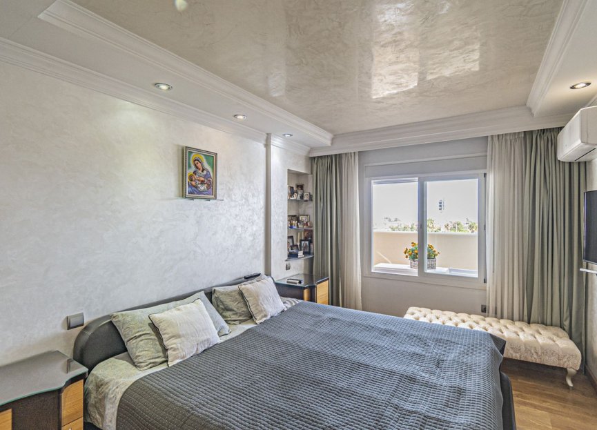 Resale - Apartment - Top Floor Apartment - Estepona - Diana Park