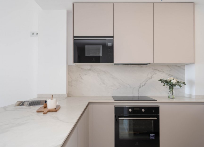 Resale - Apartment - Middle Floor Apartment - Fuengirola - Fuengirola Centro