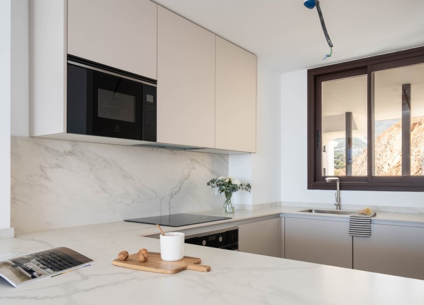 Resale - Apartment - Middle Floor Apartment - Fuengirola - Fuengirola Centro