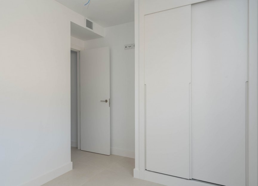 Resale - Apartment - Middle Floor Apartment - Fuengirola - Fuengirola Centro