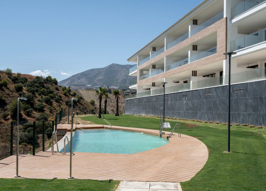 Resale - Apartment - Middle Floor Apartment - Fuengirola - Fuengirola Centro