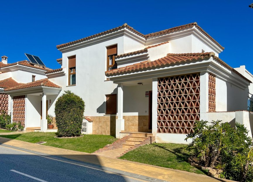 Resale - House - Semi-Detached House - Benalmádena - Benalmadena Pueblo