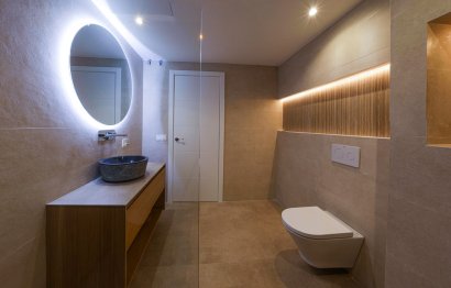 Resale - Apartment - Middle Floor Apartment - Marbella - Nueva Andalucia